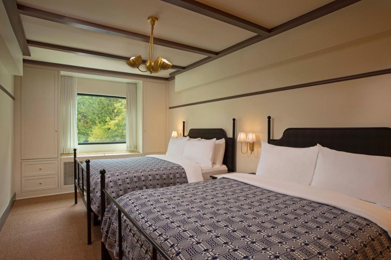 Grand Adirondack Hotel, Lake Placid, A Tribute Portfolio Hotel Exterior photo